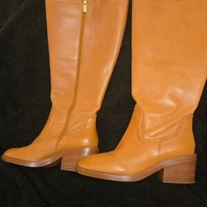 Vince Camuto Tan Heeled Boots